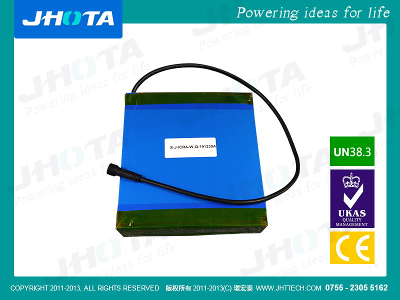 25.6V-18AH-铁锂32650/一体灯电池-容量可定制